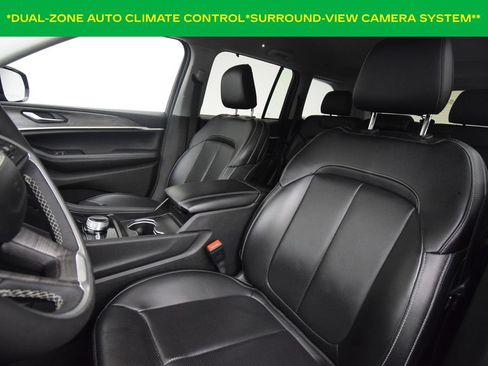 Used 2024 Jeep Grand Cherokee Limited w/ Luxury Tech Group II AWD/4WD image 12
