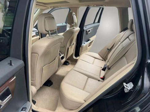 Used 2010 Mercedes-Benz GLK 350 2WD image 14
