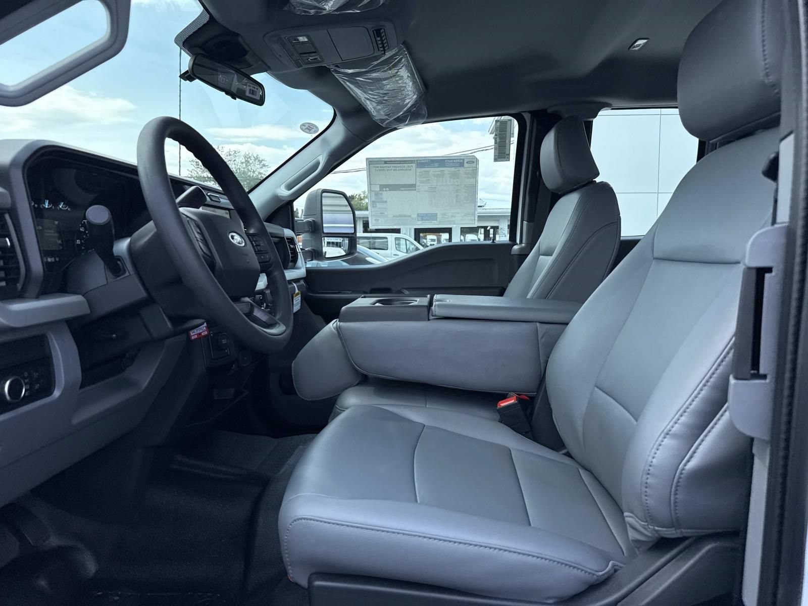 New 2026 Ford F550 4x4 SuperCab Super Duty image 10