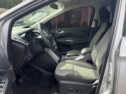 Used 2014 Ford Escape SE image 9