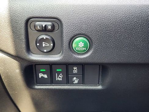 Used 2017 Honda Pilot Elite image 23