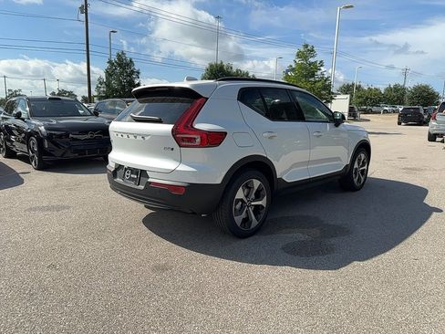 New 2026 Volvo XC40 B5 Plus w/ Protection Package Premier image 6