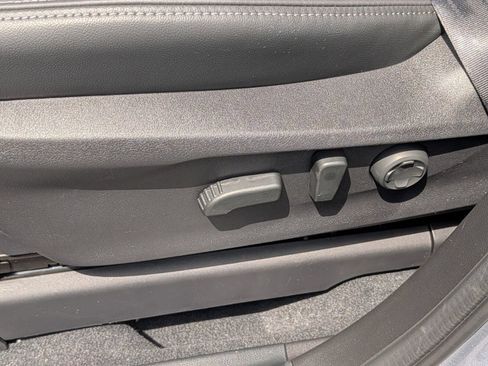 New 2026 Subaru Ascent Limited AWD/4WD image 25