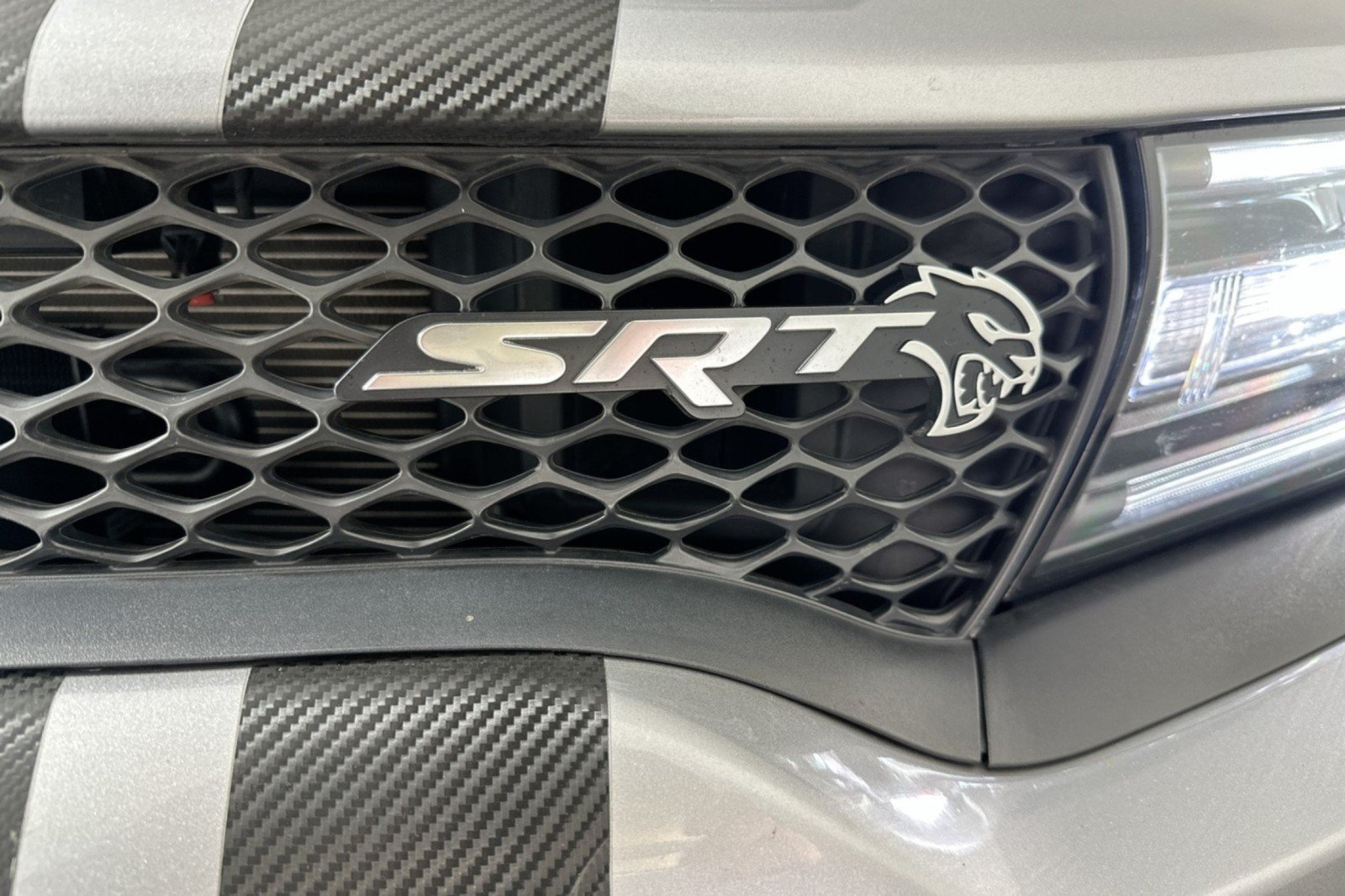 Used 2018 Dodge Charger SRT Hellcat w/ Harman/Kardon Audio Group RWD image 14