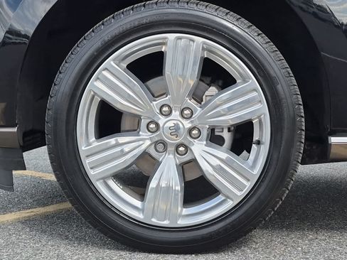 Used 2024 Ford Expedition King Ranch AWD/4WD image 6