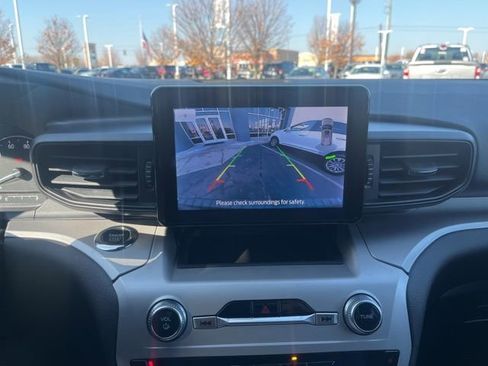 Certified 2023 Ford Explorer XLT image 24