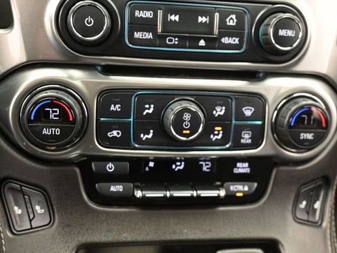 Used 2020 Chevrolet Tahoe LT image 22