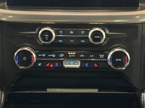 Used 2024 Ford F150 Lariat w/ FX4 Off-Road Package image 23