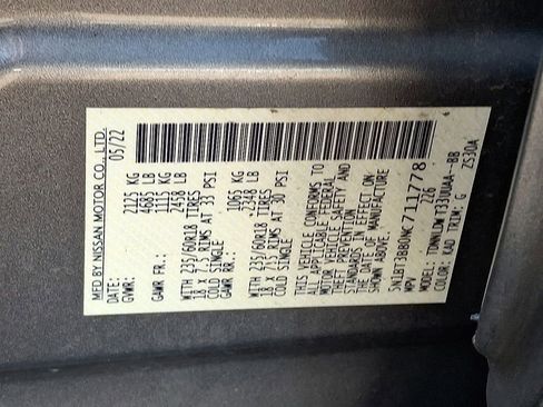 Used 2022 Nissan Rogue SV w/ SV Premium Package image 28