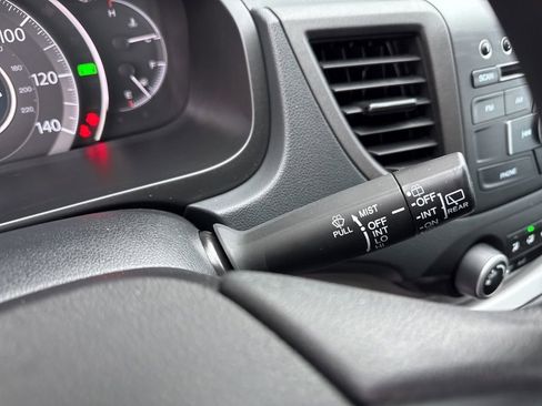 Used 2014 Honda CR-V LX image 18