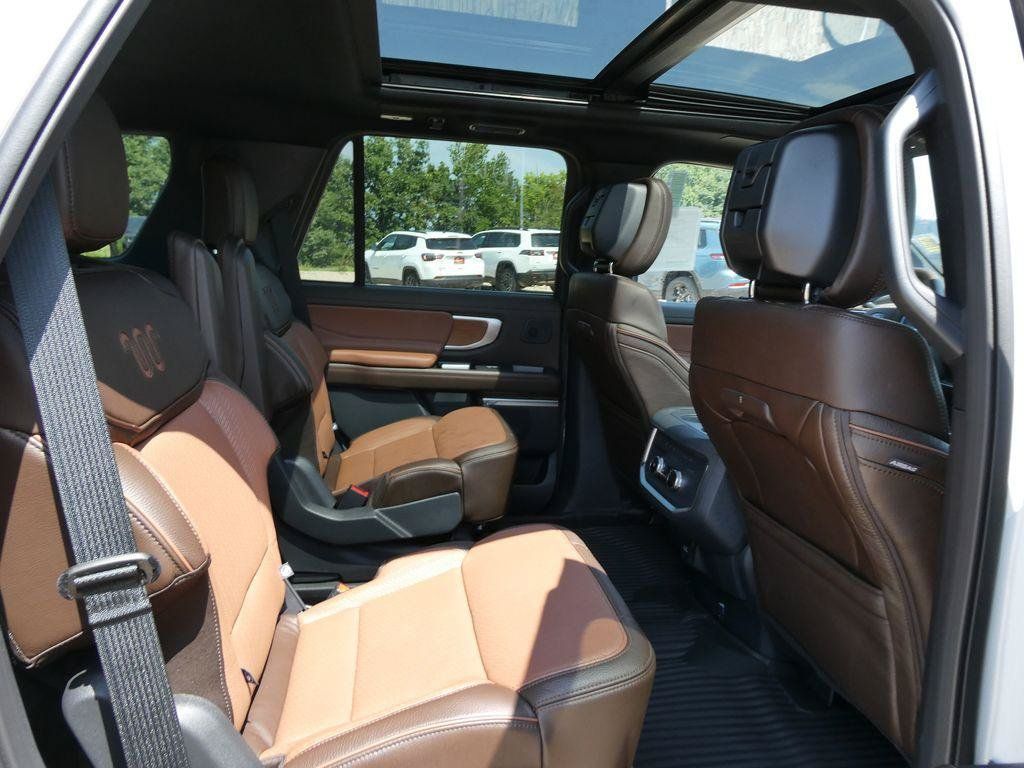 New 2027 Ford Expedition King Ranch AWD/4WD image 13