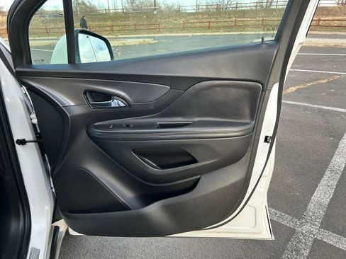 Used 2018 Buick Encore Preferred image 14