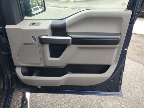 Used 2019 Ford F150 XLT image 33