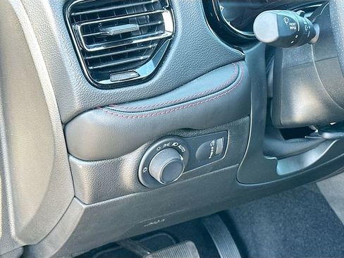 Used 2025 Dodge Durango GT w/ Blacktop Package image 10