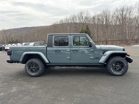 New 2026 Jeep Gladiator Willys image 8