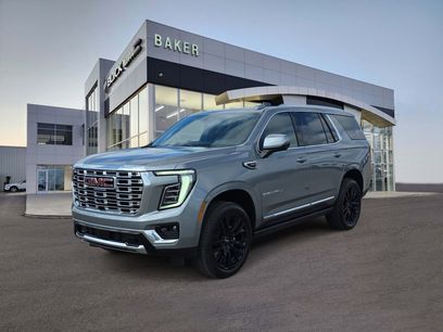 New 2026 GMC Yukon Denali w/ Sun & Power Step Package