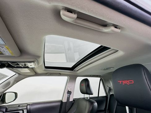 Certified 2024 Toyota 4Runner TRD Off-Road Premium w/ Off Road Premium Plus Package AWD/4WD image 22