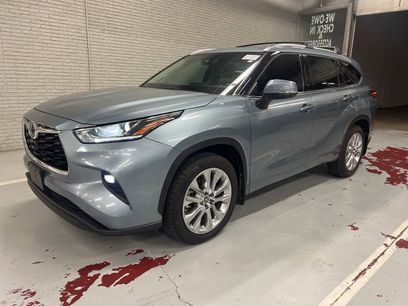 Used 2024 Toyota Highlander Limited
