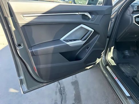 Used 2025 Audi Q3 2.0T Premium AWD/4WD image 23