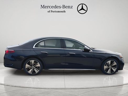 New 2026 Mercedes-Benz E 350 4MATIC Sedan image 9