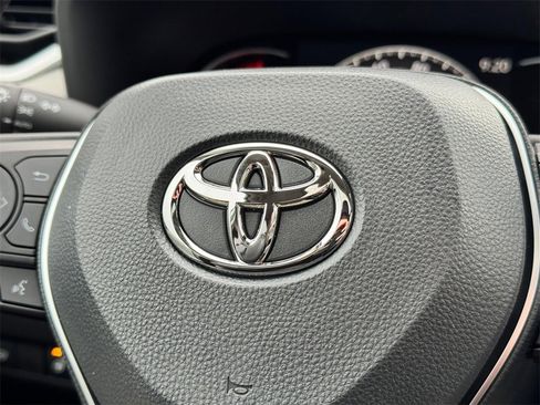 New 2025 Toyota RAV4 XLE image 30