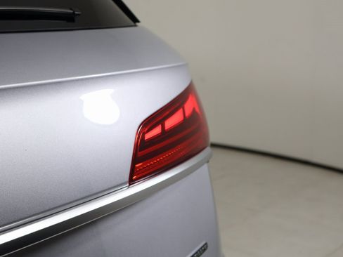 Used 2023 Audi Q5 2.0T Premium Plus w/ Premium Plus Package image 11