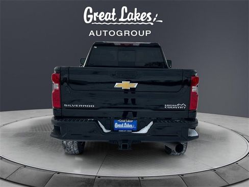 Used 2024 Chevrolet Silverado 2500 High Country w/ Technology Package image 4