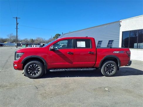 Used 2023 Nissan Titan PRO-4X w/ Pro-4x Convenience Package image 17