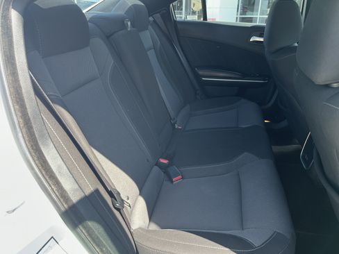 Used 2022 Dodge Charger SXT RWD image 14