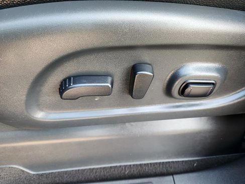 Used 2020 Nissan Titan PRO-4X w/ Pro-4x Convenience Package image 26