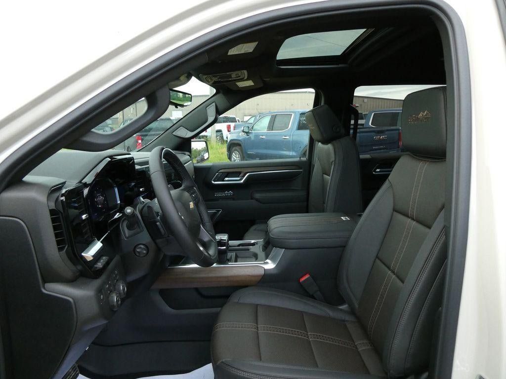 New 2026 Chevrolet Silverado 1500 High Country AWD/4WD image 22