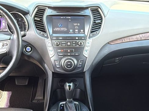 Used 2018 Hyundai Santa Fe FWD image 34