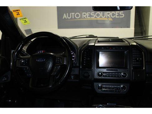 Used 2021 Ford Expedition Max Limited image 15
