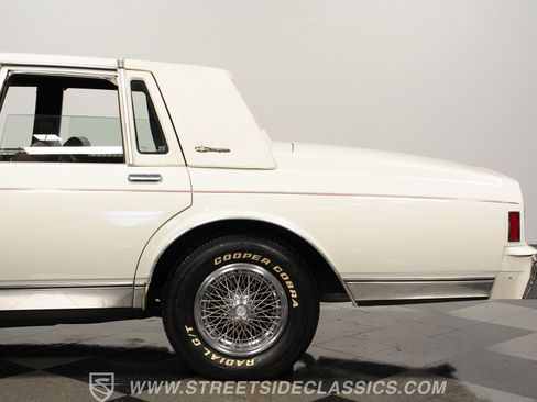 Used 1989 Chevrolet Caprice Classic Brougham image 24