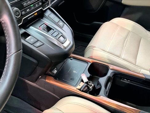 Used 2021 Honda CR-V Touring image 16