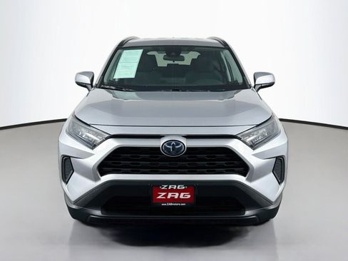 Used 2021 Toyota RAV4 LE AWD/4WD image 8