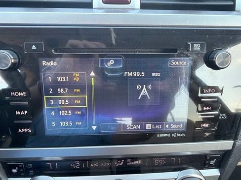 Used 2017 Subaru Outback 2.5i Premium AWD/4WD image 20