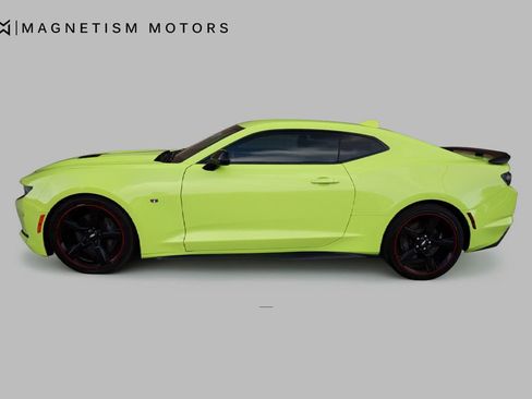 Used 2020 Chevrolet Camaro SS image 4