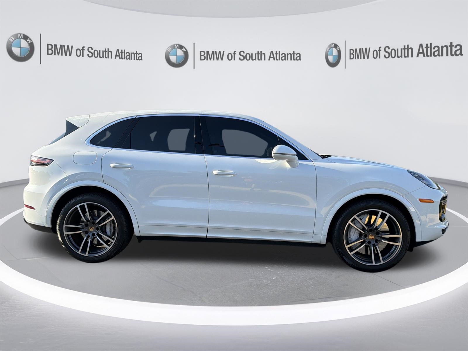 Used 2020 Porsche Cayenne Turbo AWD/4WD image 27