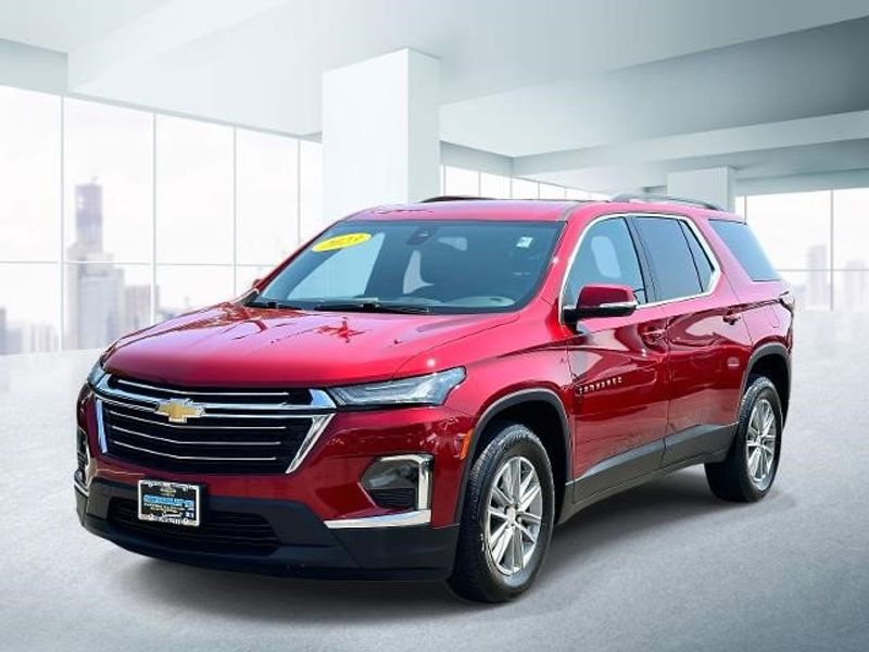Certified 2023 Chevrolet Traverse LT image 1