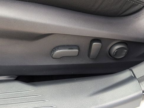 Used 2025 Subaru Legacy Premium w/ Popular Package #1A image 21