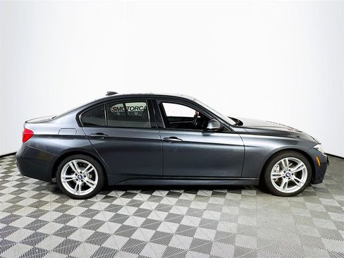 Used 2016 BMW 340i xDrive Sedan image 8