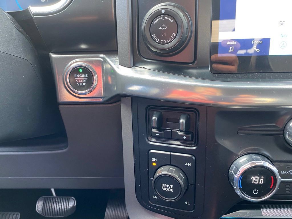 Used 2021 Ford F150 Lariat AWD/4WD image 31