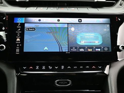 New 2026 Jeep Grand Cherokee Altitude AWD/4WD image 31