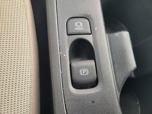 Used 2025 Toyota Corolla LE image 26