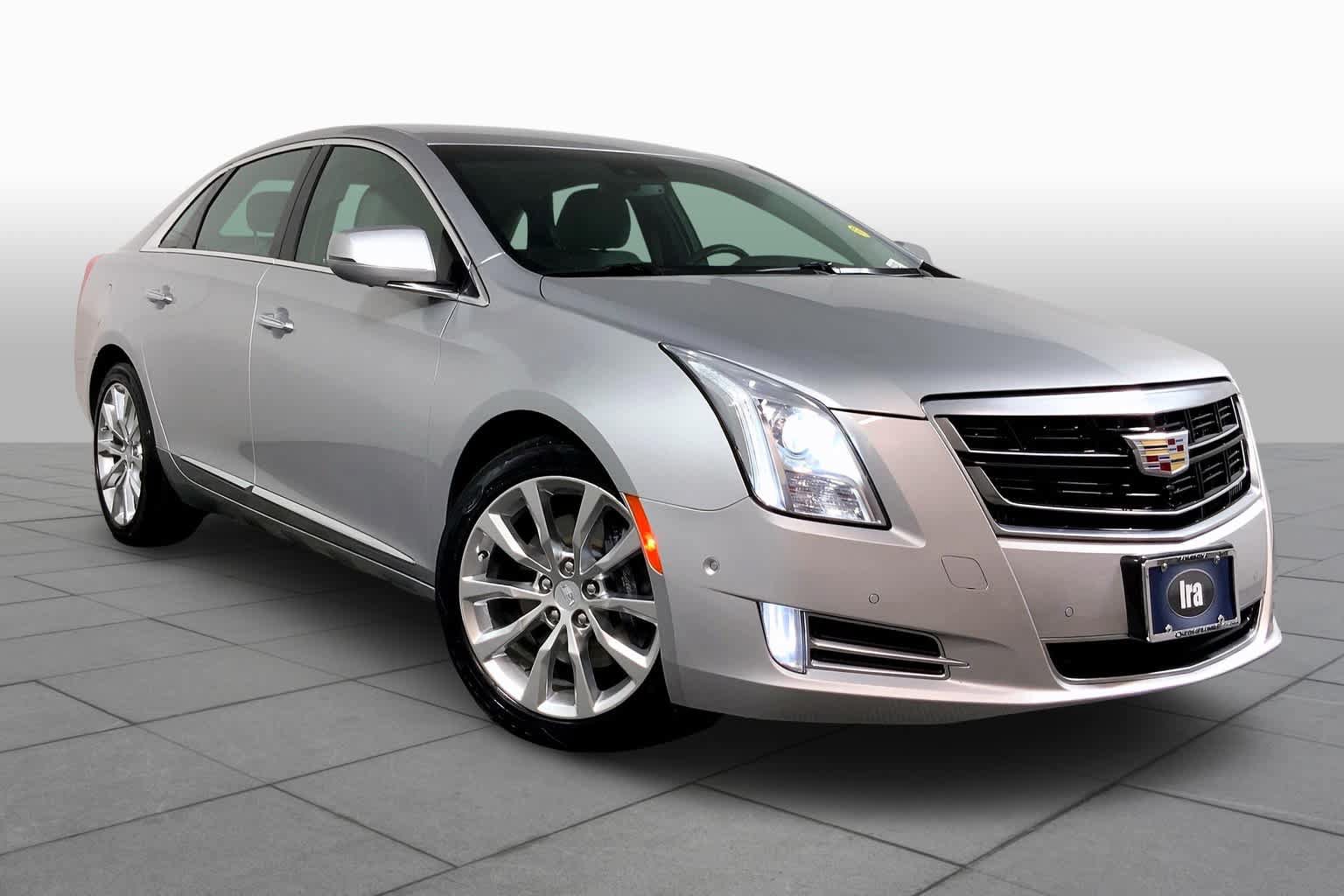 Used 2016 Cadillac XTS Luxury w/ Driver Awareness Package FWD image 2