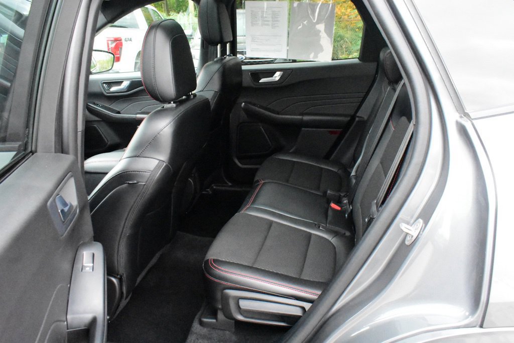 Certified 2023 Ford Escape ST-Line w/ Tech Pack #1 AWD/4WD image 22
