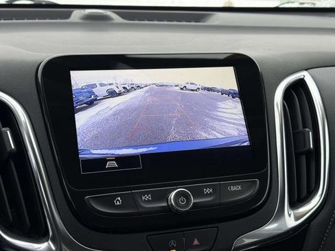 Used 2022 Chevrolet Equinox Premier image 27