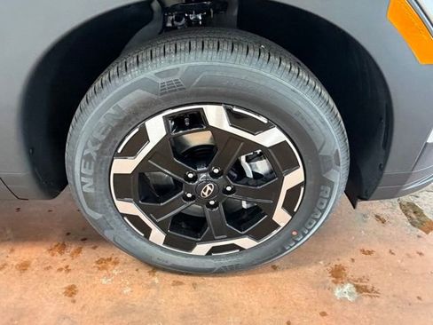 New 2026 Hyundai Santa Fe SE FWD image 8