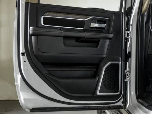 Used 2020 RAM 3500 Laramie image 36